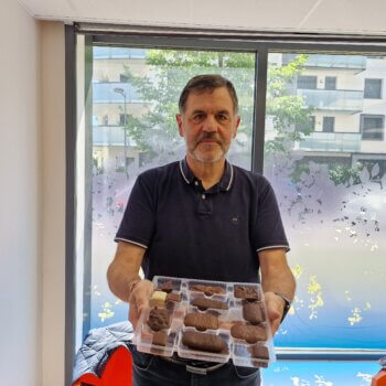 Bruno est bénévole à l’épicerie solidaire de Strasbourg Cronenbourg. Très actif, il s'implique aussi dans d'autres associations locales.