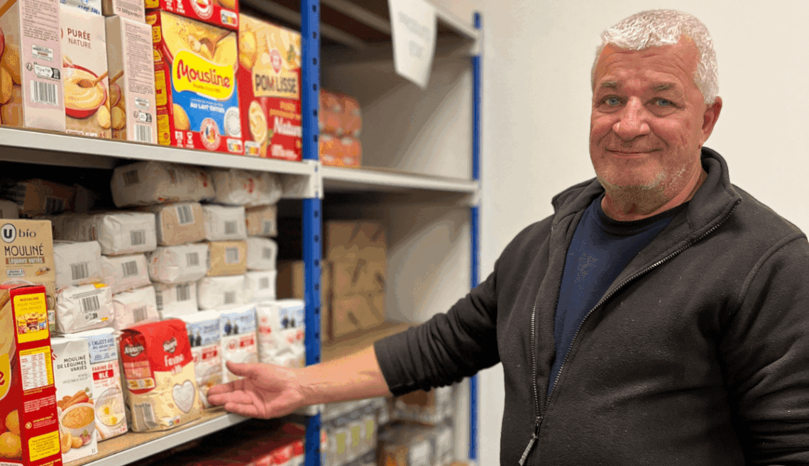 Chaque jeudi et vendredi, Fabrice met son expérience en logistique au service de l’épicerie solidaire de Wittelsheim.